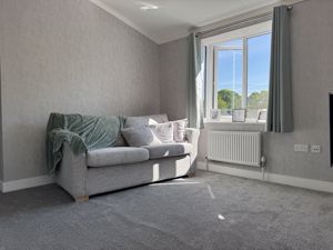 Lounge- click for photo gallery